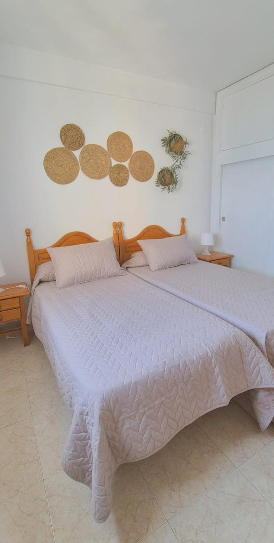 Piso Con Piscina Frente A La Playa En Apartamento Fuengirola