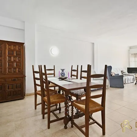 Apartamento Con Piscina En La Primera Linea De Playa De Fuengirola Room photo