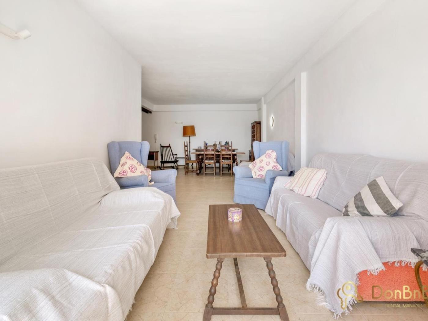 Apartment Con Piscina En La Primera Linea De Playa De Fuengirola