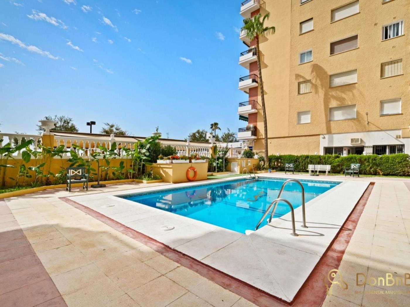 Apartment Con Piscina En La Primera Linea De Playa De